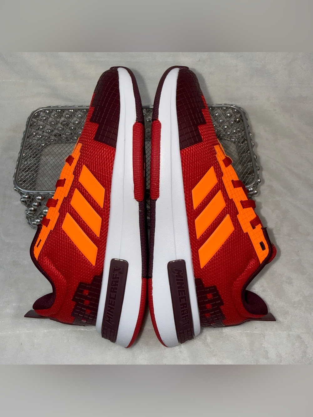 Adidas Kids 3.5Y Minecraft Red and Orange Cloudfoam Sneakers JR1968 nwt - Picture 11 of 14